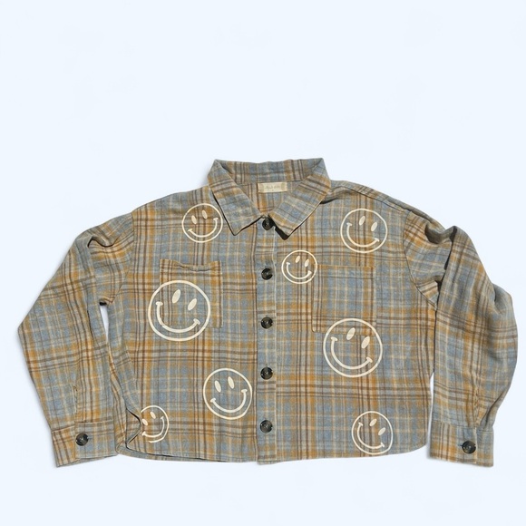 Altar'd State Tops - Altar’d State tan/blue plaid with smiley face crop shirt